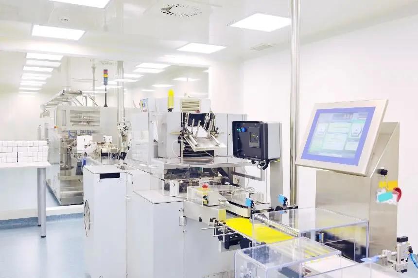 PC的攝像頭模組、電容屏連署部位、按鈕部位、光驅(qū)感應磁頭、接收天線等部位，均有FPC電路板的影子